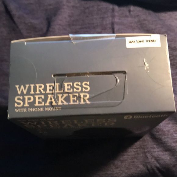 Brand New In‎ Box Bluetooth Wireless Speaker - Picture 5 of 5
